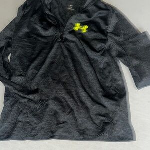 Kids Size 6 Under Armour Black and Black Rashguard.
